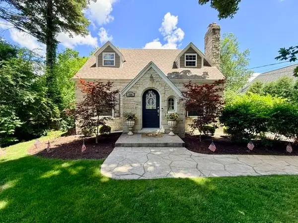 700 Elm Grove Rd, Elm Grove, WI 53122