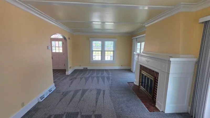 111 Guilford St, Sheboygan Falls, WI 53085 - #3
