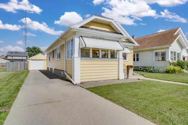 7523 27th Ave, Kenosha, WI 53143