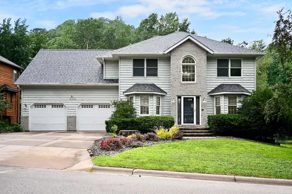 1555 48th Ave, Goodview, MN 55987