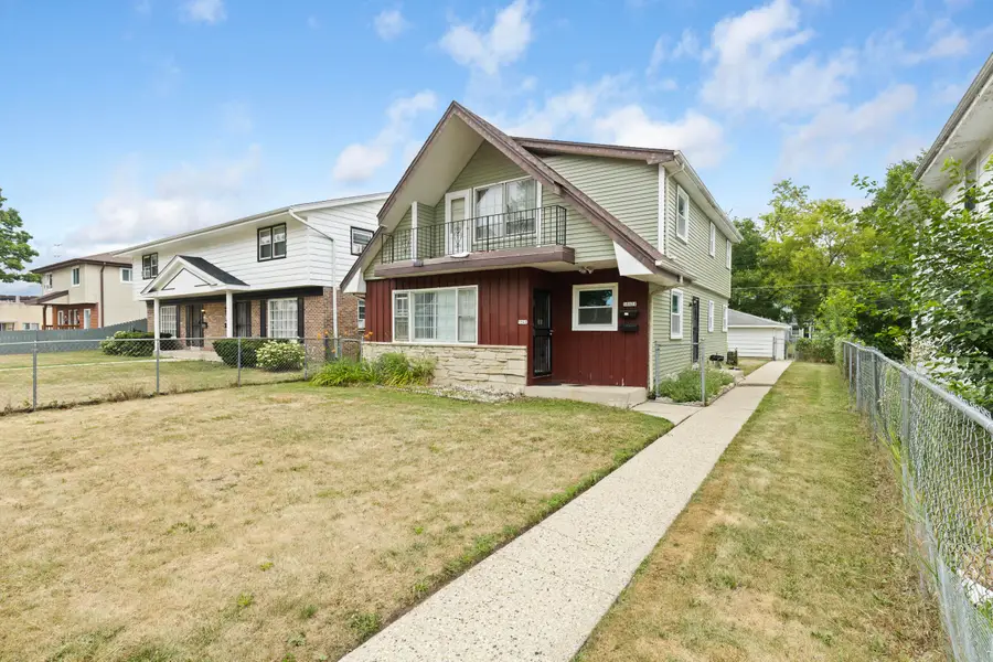 5840 N 93rd St, Milwaukee, WI 53225 - #2
