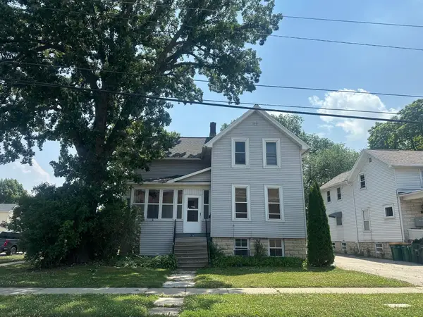 124 E Merrill Ave, Fond Du Lac, WI 54935