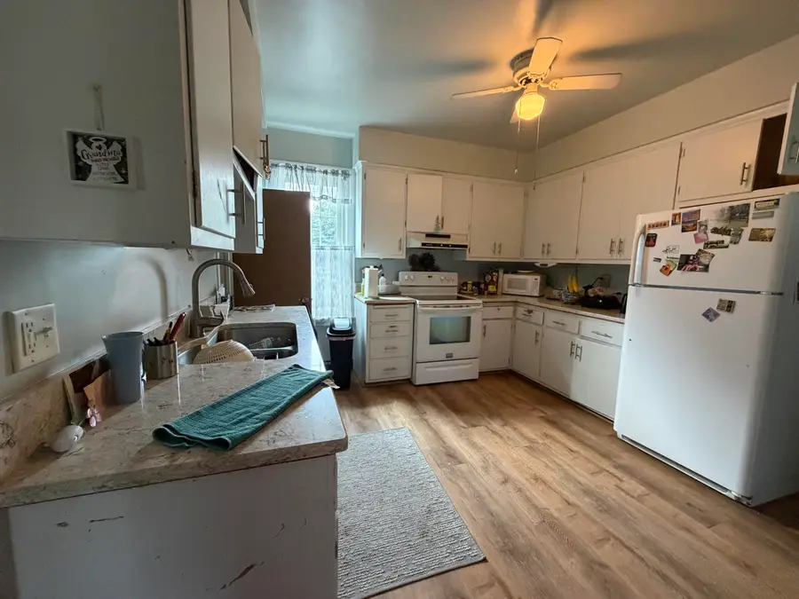 2012 Geele Ave, Sheboygan, WI 53083 - #2