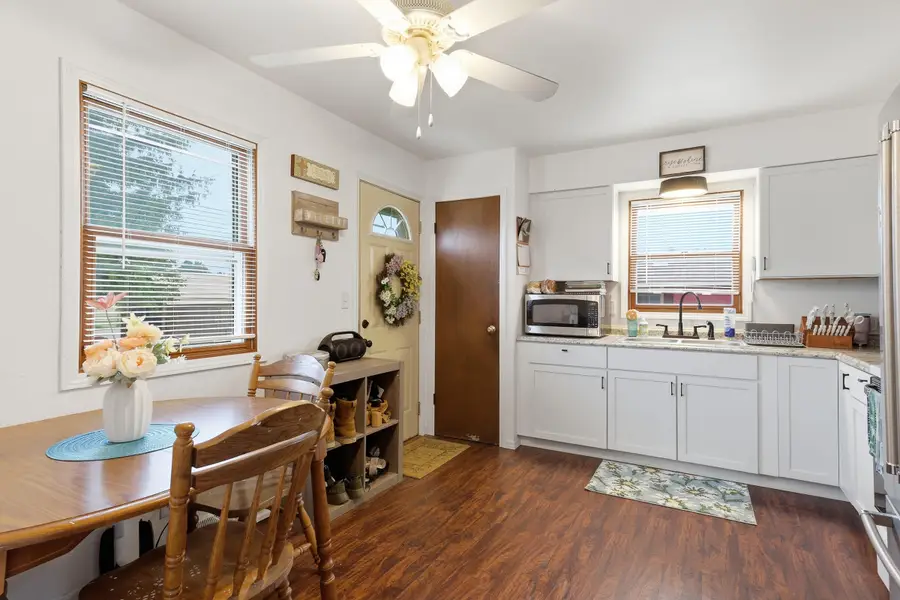 811 Dreifuerst Rd, Plymouth, WI 53073 - #3