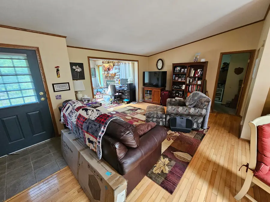 4901 Ripp Rd, Sevastopol, WI 54235 - #3