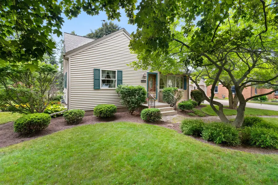3316 Waldo Blvd, Manitowoc, WI 54220 - #2