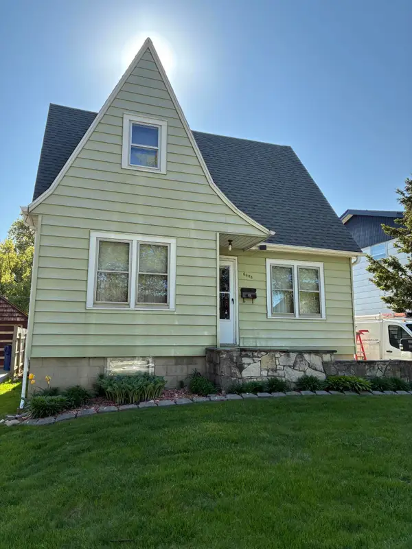 6608 N 54th St, Milwaukee, WI 53223