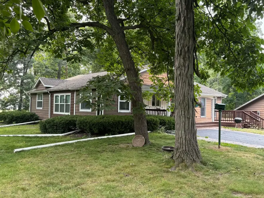 2201 67th Dr, Yorkville, WI 53182 - #3