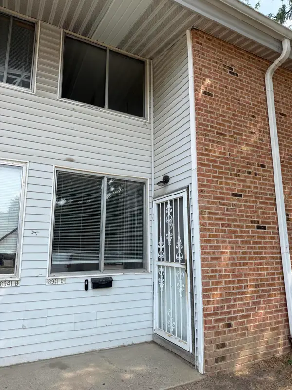 8941 N Swan Rd, Milwaukee, WI 53224