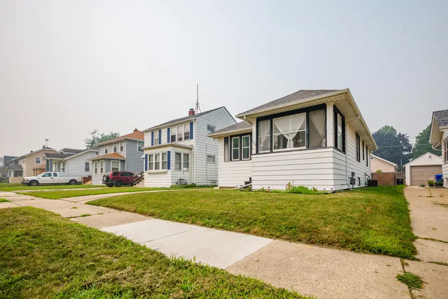 6206 33rd Ave, Kenosha, WI 53142 - #2