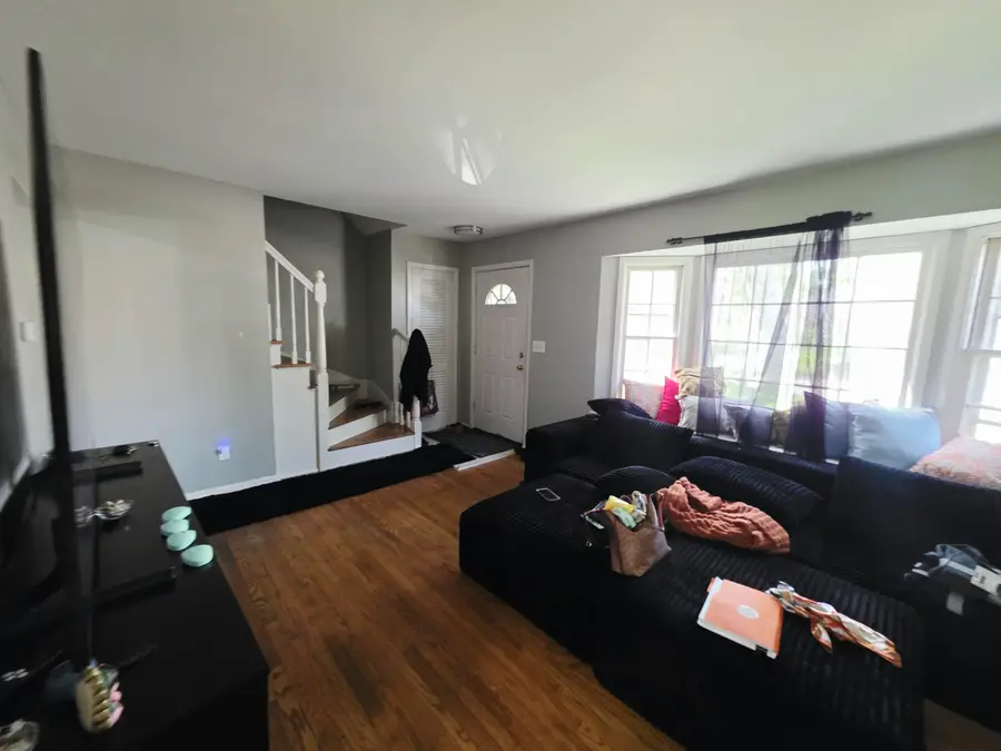1908 W Fairmount Ave, Milwaukee, WI 53209 - #3