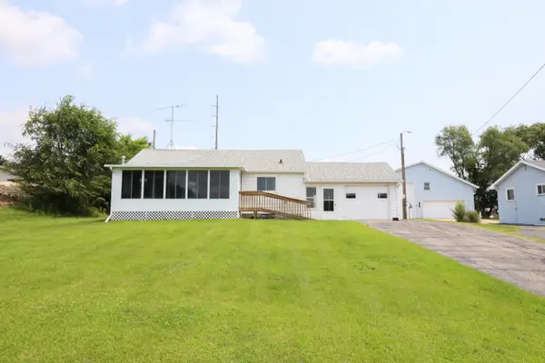 N5274 State Road 35, Onalaska, WI 54650