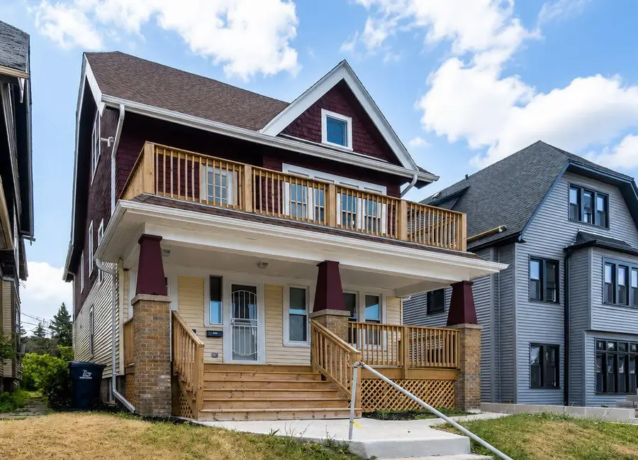 1022 N 35th St, Milwaukee, WI 53208 - #2