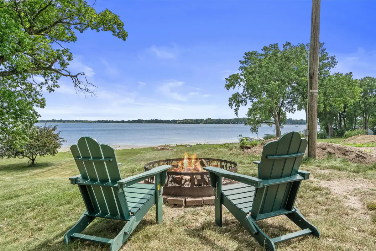 7301 W Wind Lake Rd, Wind Lake, WI 53185 - #1