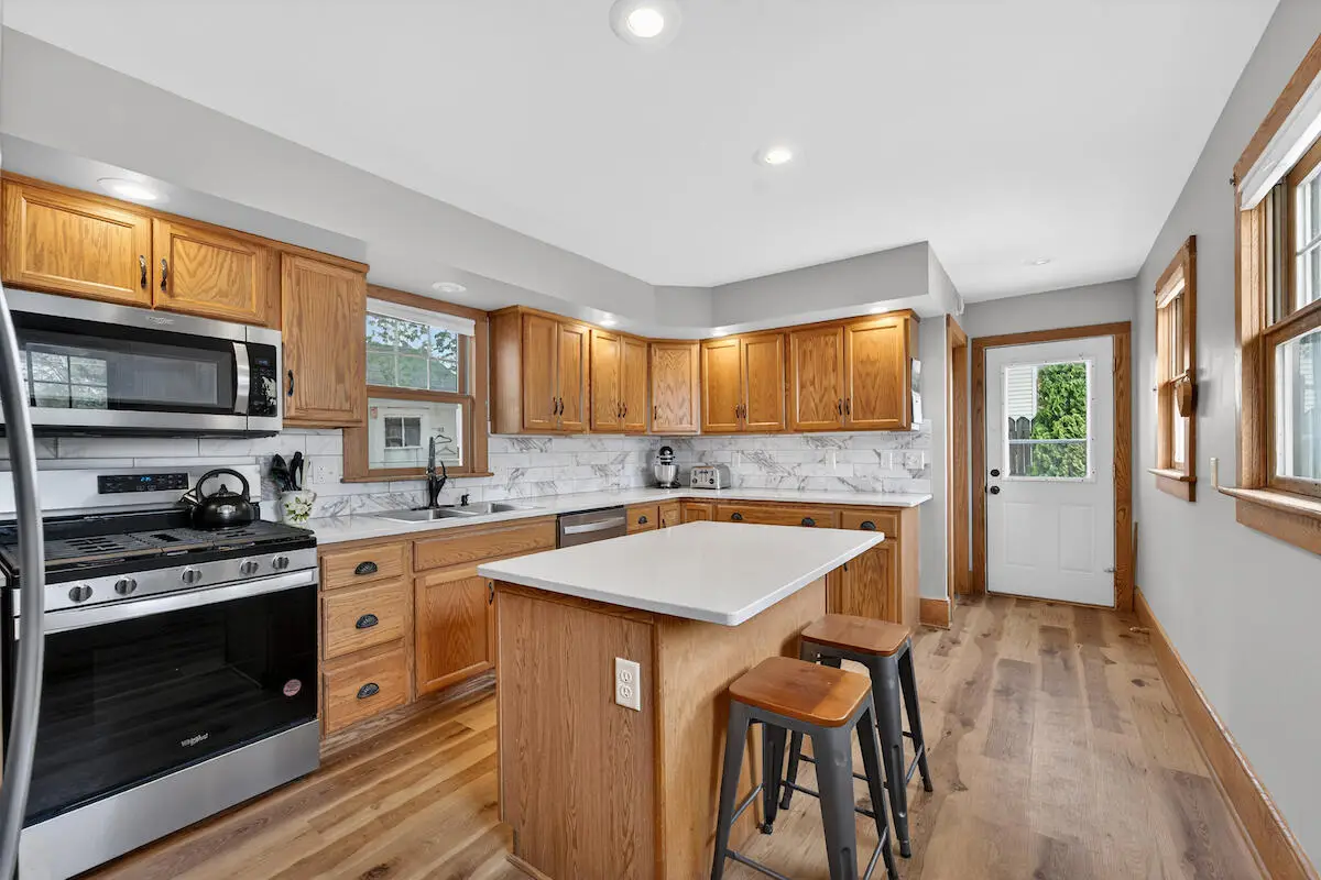 102 N Jefferson St, Waterford, WI 53185 - #1