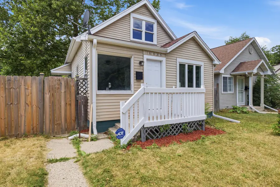 5325 N 48th St, Milwaukee, WI 53218 - #2