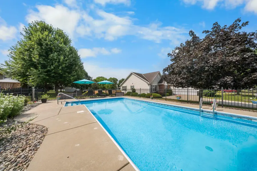 2336 N University Dr, Waukesha, WI 53188 - #2
