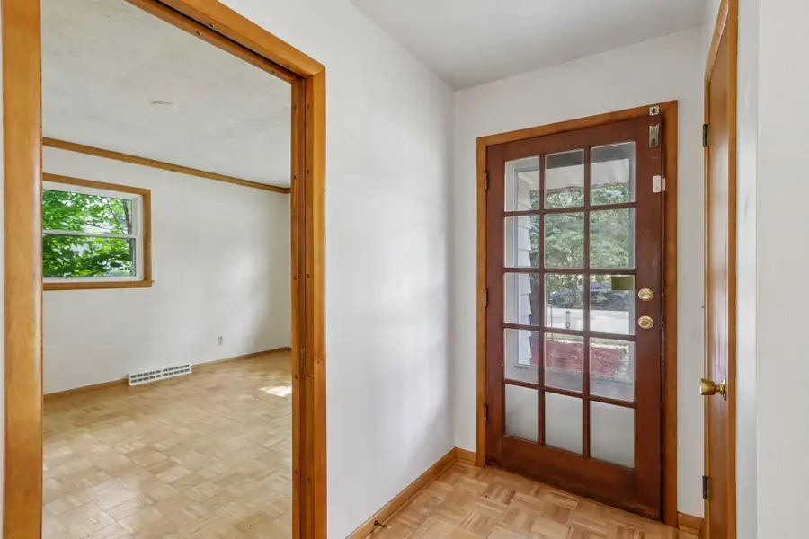 324 Roosevelt St, Fort Atkinson, WI 53538 - #2