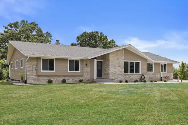3025 South Rd, Lyons, WI 53147