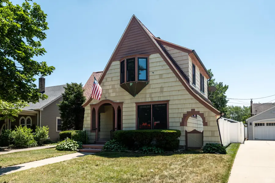 519 72nd St, Kenosha, WI 53143 - #2