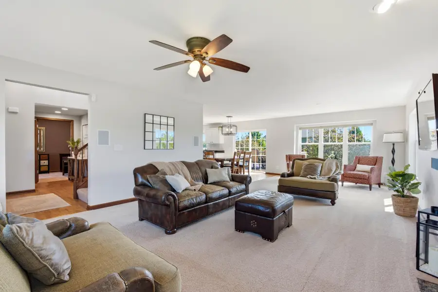 8224 S Shadwell Cir, Franklin, WI 53132 - #3