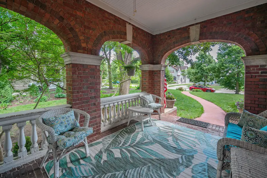 8000 Warren Ave, Wauwatosa, WI 53213 - #3