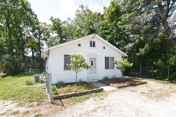 24603 70th St, Paddock Lake, WI 53168