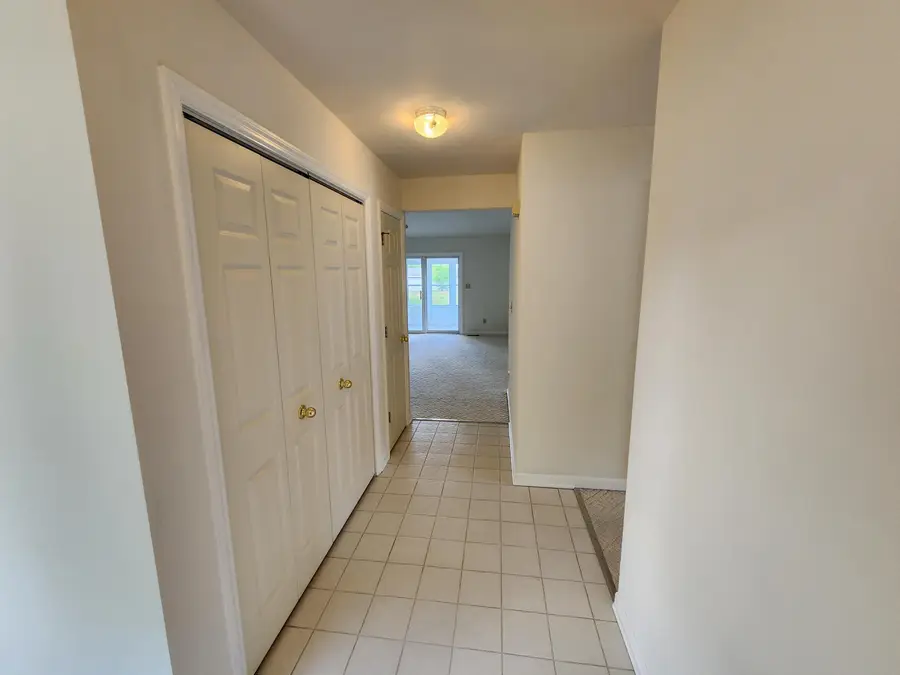 418 E 3rd Ave, Elkhorn, WI 53121 - #3