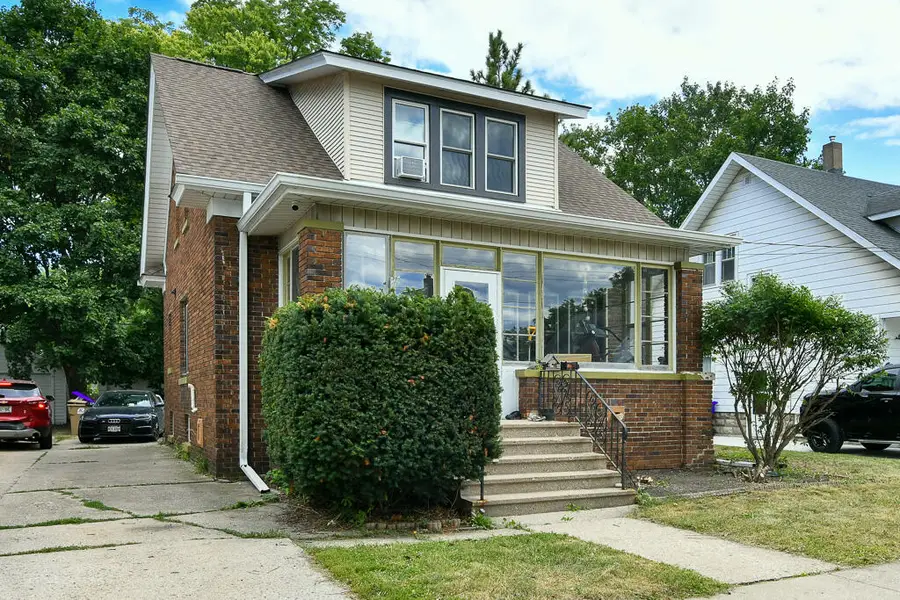 6735 27th Ave, Kenosha, WI 53143 - #2