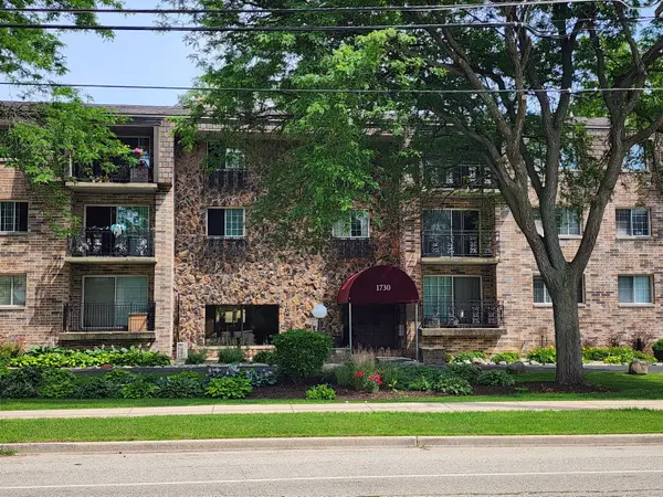 1730 W Green Tree Rd, Glendale, WI 53209