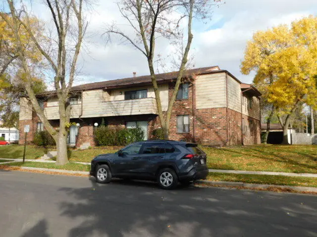 2620 W Custer Ave, Glendale, WI 53209 - #2