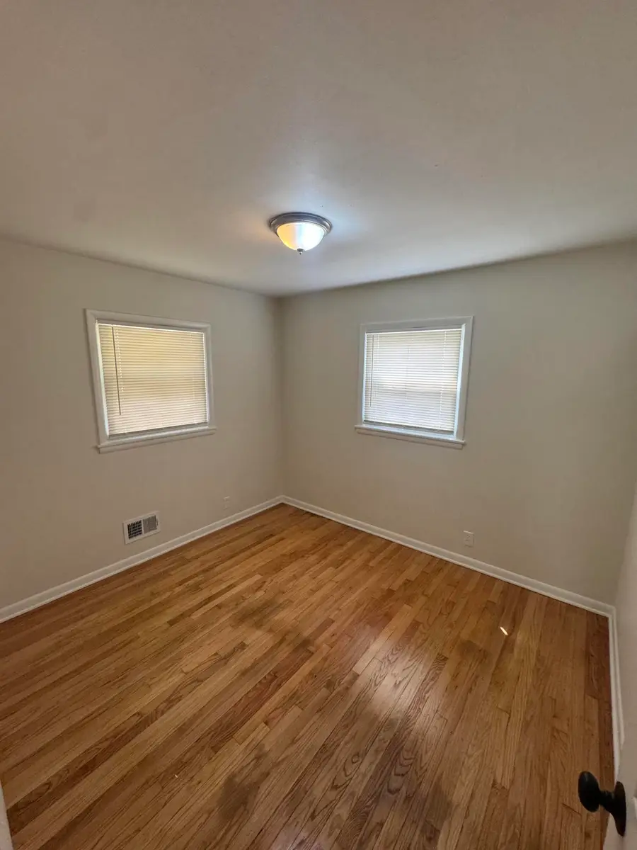 7810 W Kathryn Ave, Milwaukee, WI 53218 - #2