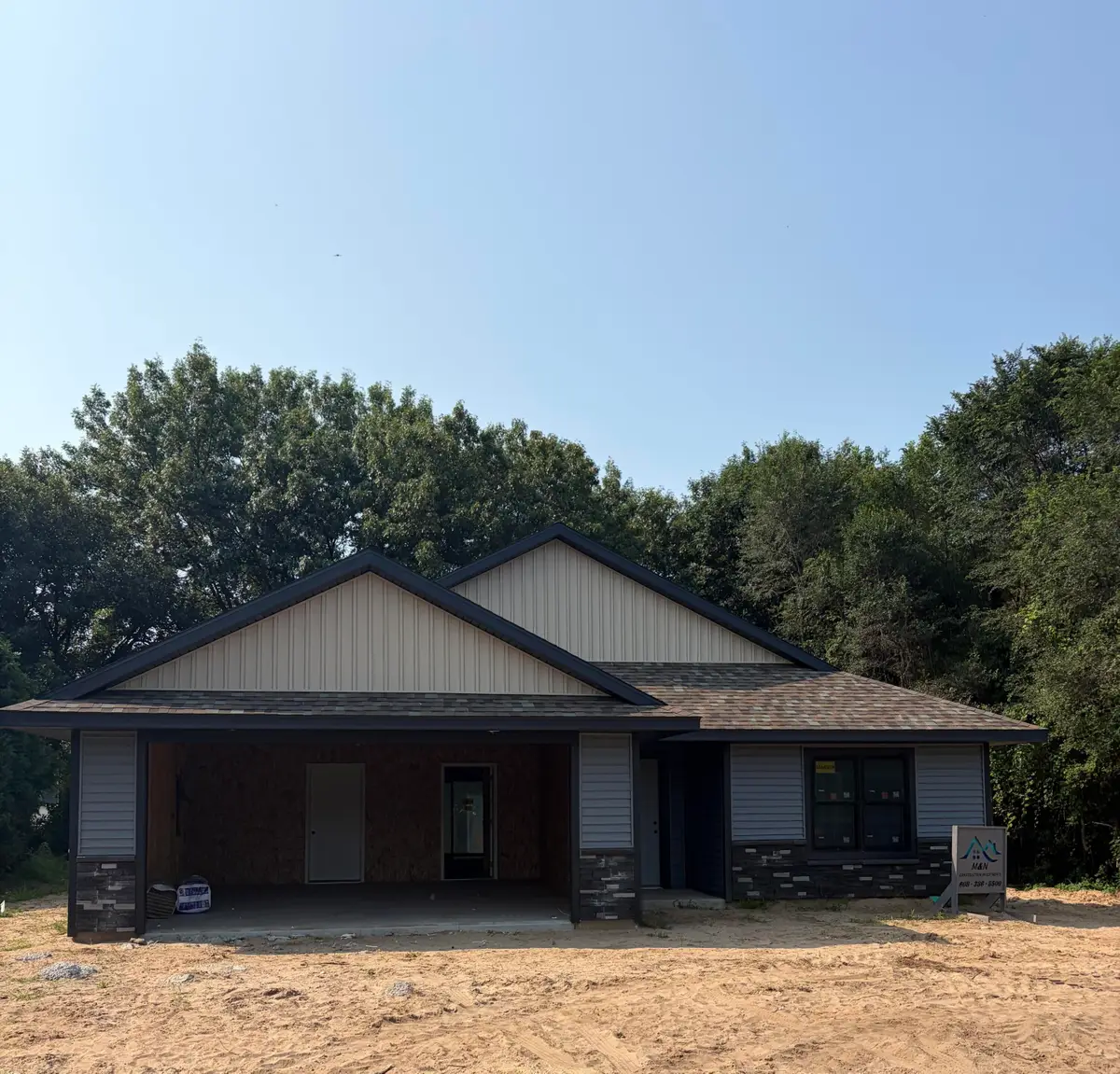 906 Jackpine Dr, Holmen, WI 54636 - #1