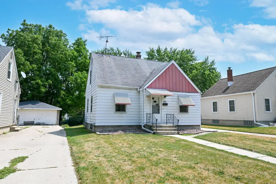 3030 S 55th St, Milwaukee, WI 53219 - #3