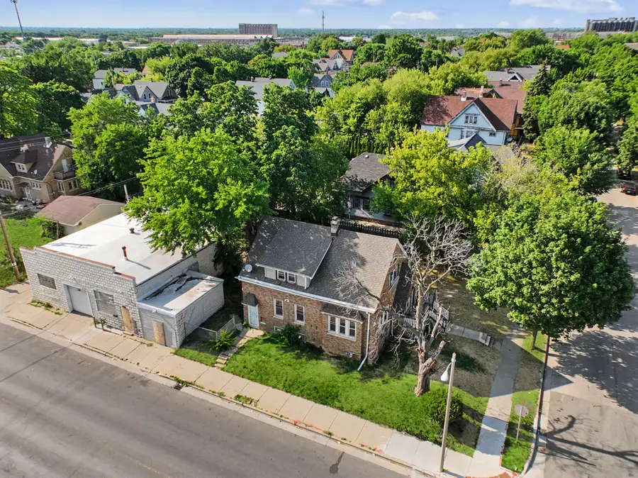 3103 N 28th St, Milwaukee, WI 53216 - #3