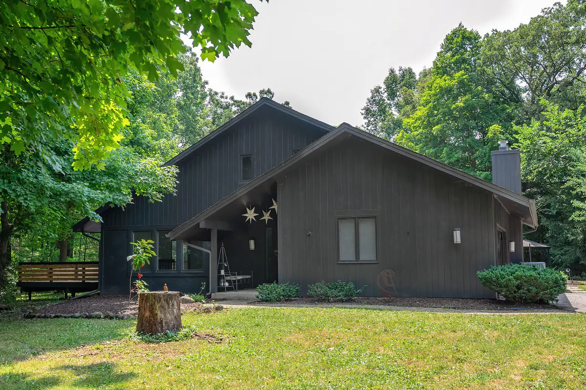 14825 Woodbridge Rd, Brookfield, WI 53005 - #1