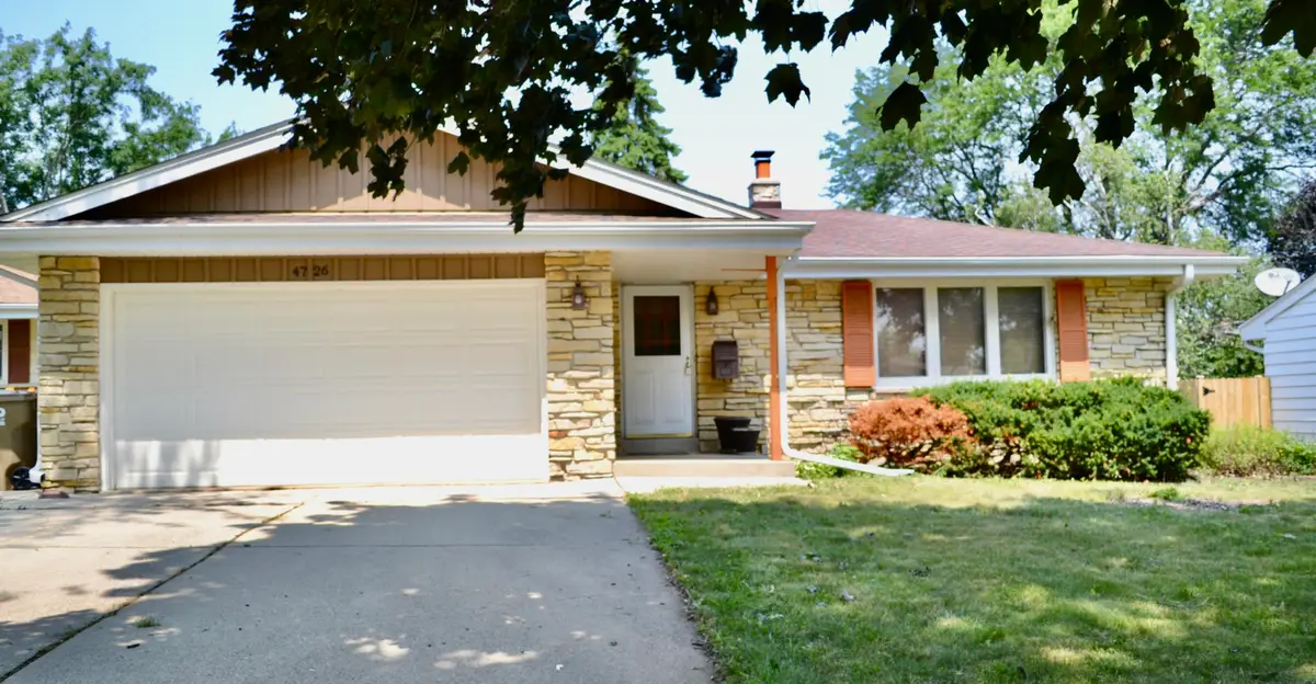 4726 69th St, Kenosha, WI 53142 - #1
