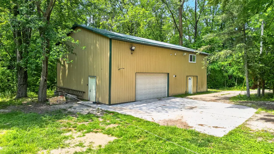 11625 Sy Lake Ln, Schleswig, WI 53042 - #2