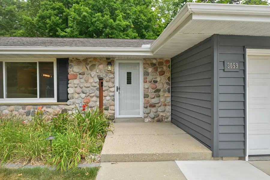 3059 S 149th St, New Berlin, WI 53151 - #2