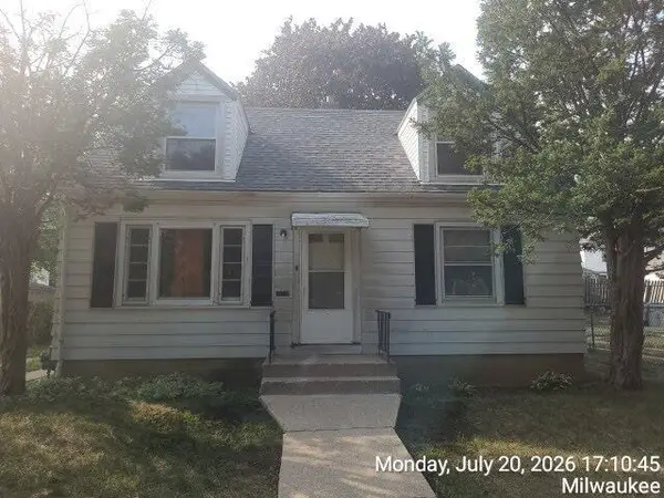 4239 N 38th St, Milwaukee, WI 53216