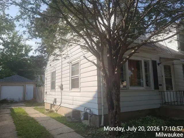 4239 N 38th St, Milwaukee, WI 53216 - #3