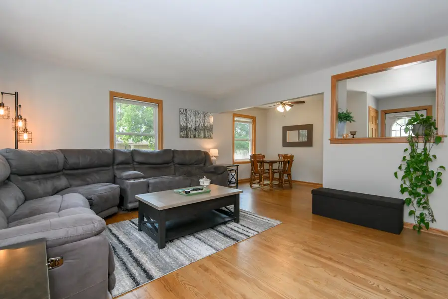 8991 S 29th St, Franklin, WI 53132 - #3