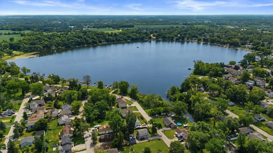 23811 126th St, Trevor, WI 53179 - #2