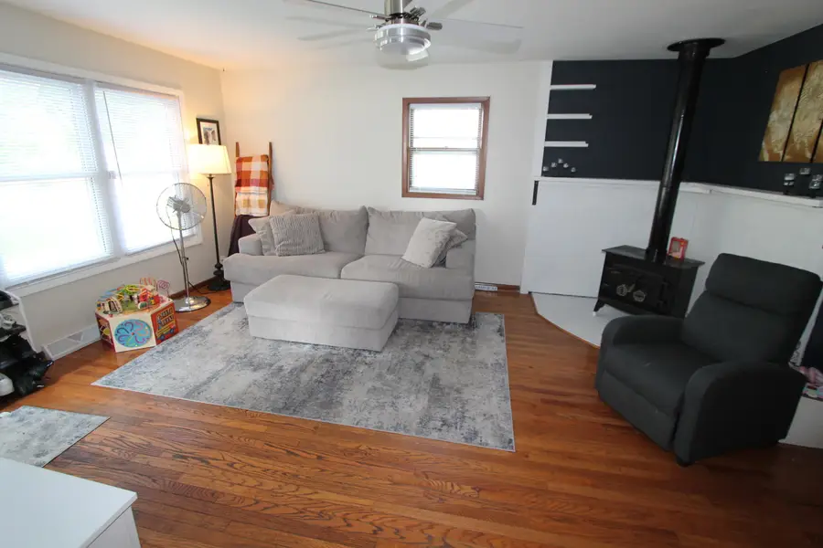 841 Legion Dr, Twin Lakes, WI 53181 - #2