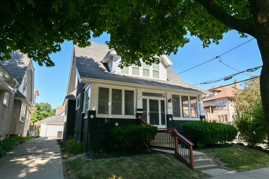 1633 N 59th St, Milwaukee, WI 53208 - #2