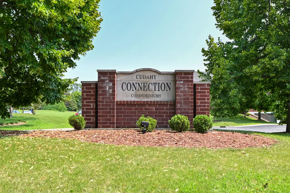 6000 S Buckhorn Ave, Cudahy, WI 53110 - #1