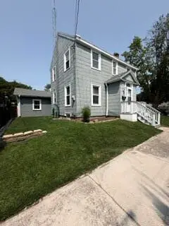 2702 Wollmer St, Manitowoc, WI 54220 - #2
