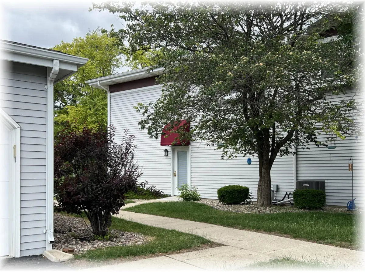 6641 Mariner Dr, Mount Pleasant, WI 53406 - #1