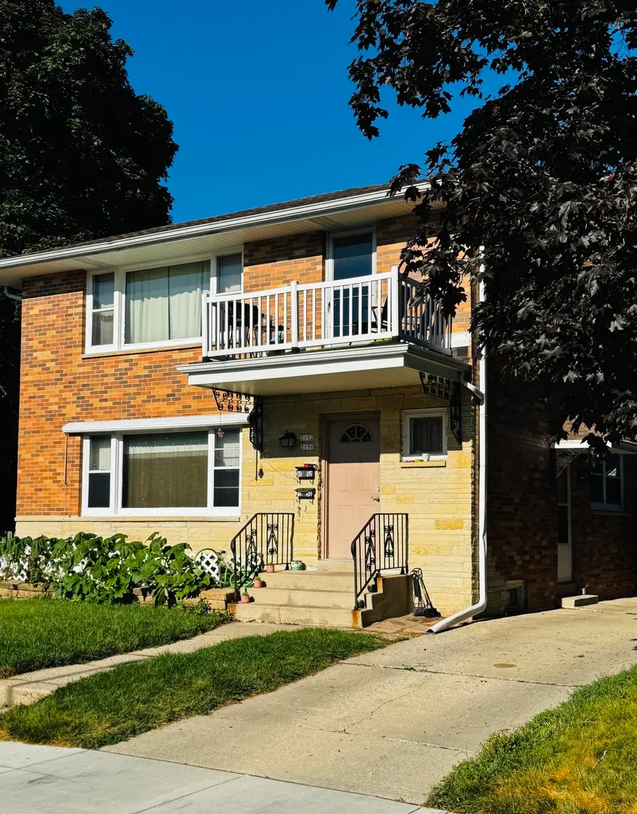 2150 S 83rd St, West Allis, WI 53219 - #3