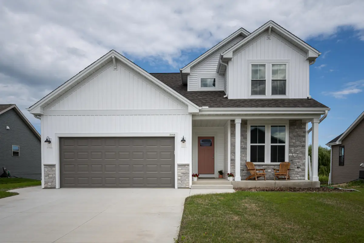 3755 Perennial Pkwy, Caledonia, WI 53126 - #1